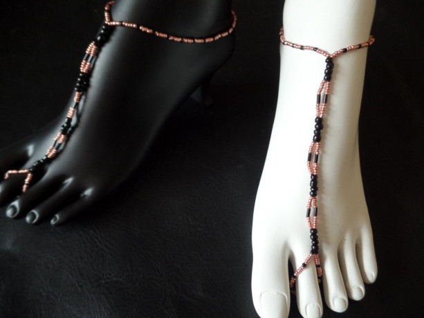 Copperhead Soleless, Barefoot Sandals, Black and Copper colored seed beads. Simple, and sexy
