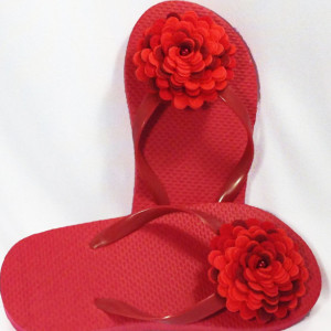 Zinnia Flower Flip Flops| Bridesmaid Flip Flops| Bride Flip Flops| Made-to-Order Flower Flip Flops| Bridesmaid / Bride Gifts| Beach Coverup