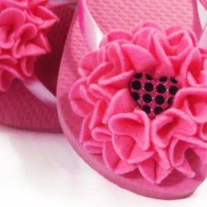 Mum Flower Flip Flops| Bridesmaid Flip Flops| Bride Flip Flops| Made-to-Order Flower Flip Flops| Bridesmaid / Bride Gifts| Beach Coverup