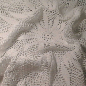 Large Petal Doily in White
