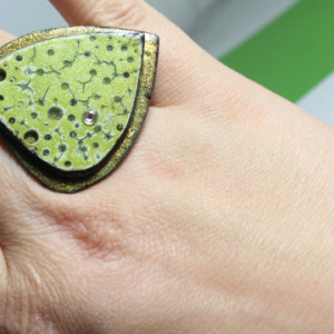 Unique green leaf adjustable ring from shrink plastic / Nature-inspired Jewelry / quirky green rings