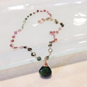 Multicolor Tourmaline Gemstone Necklace Pink Gemstone Necklace Green Gemstone Jewelry Green Quartz Pendant Delicate Jewelry Minimalist Pink