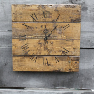 Pallet Wood Wall Clock with Warm Coffee Stain. Natural Look. Rustic. Charming. Customizable. Wedding. Housewarming.Gift.