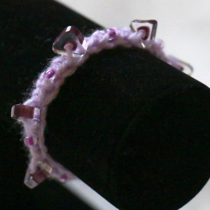 Crochet earrings and bracelet set - Purple triangles