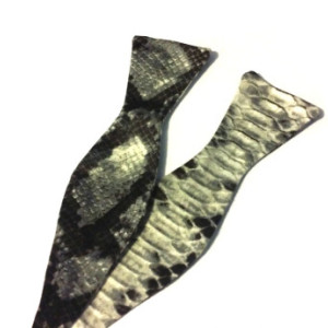 Two Sided Snake Print Bow Tie