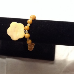 Tan and Yellow, Stone and Shell Bracelet