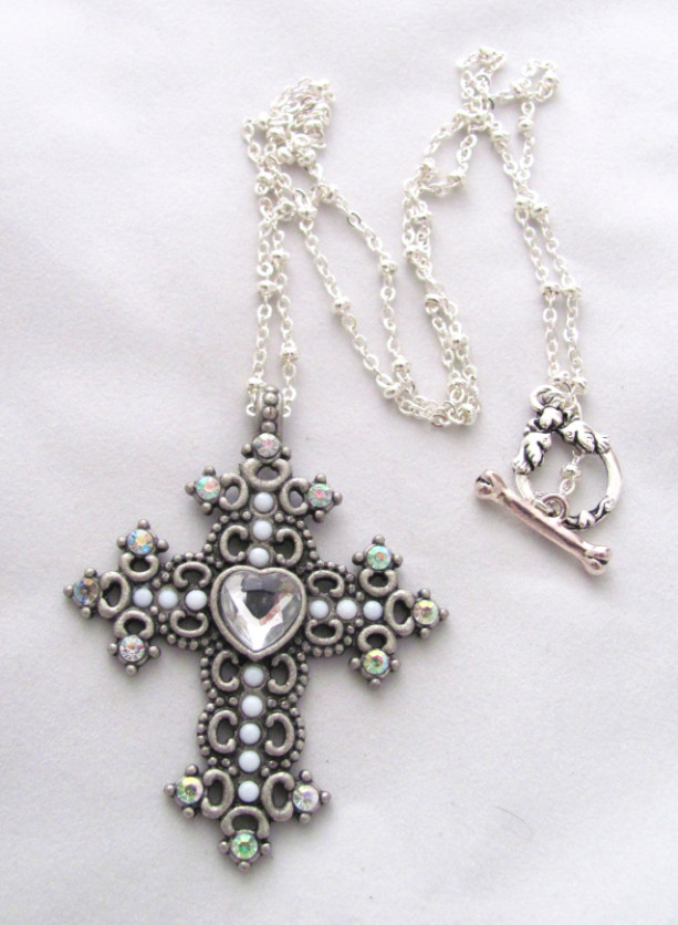 Simple Silver Cross Necklace Pendant Rhinestones Heart Silver Chain 