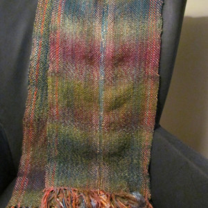 Green/wine handwoven scarf