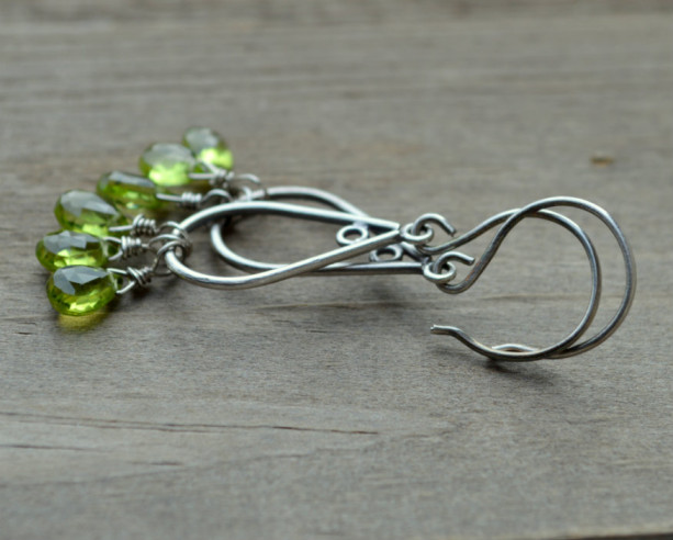 Tris Green Peridot & Sterling Silver Teardrop hoop Earrings