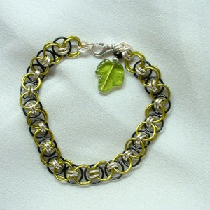 Parallel Weave Chainmaille Bracelet with Glass Leaf Accent