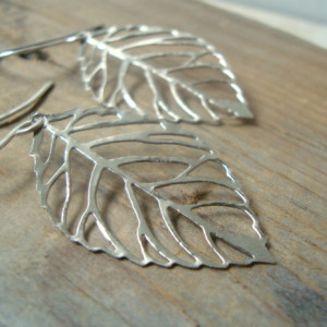 Silver Cutout Leaf Earrings 