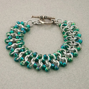 Iridescent Jewel Beetle Green & Silver Beaded Chainmaille Lace Bracelet