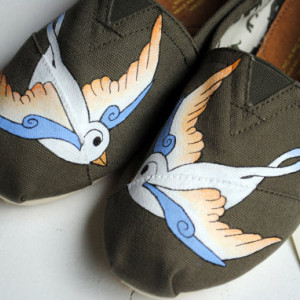 Womens White Swallows on Olive Custom Hand Painted TOMS Bird Design